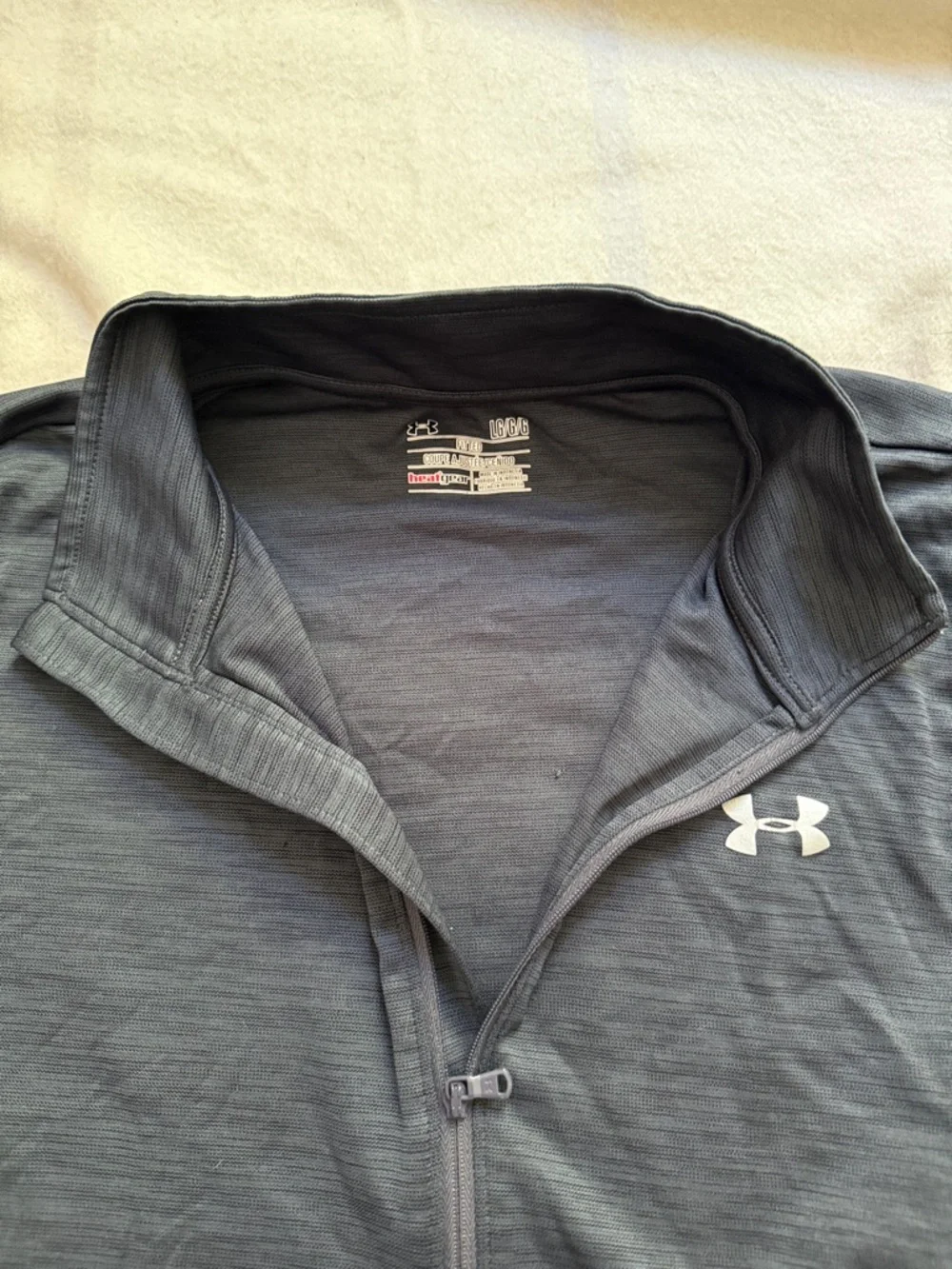 Under Armour Charcoal Gray Quarter-Zip Performance Pullover Women’s Large